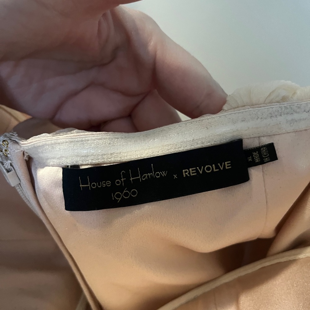 House of Harlow 1960 Off-Shoulder Cream Puff Sleeve Blouse - Picture 3 of 3